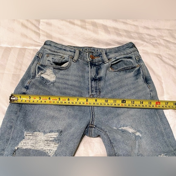 American Eagle size 0 skinny jeans with rips - Picture 13 of 16
